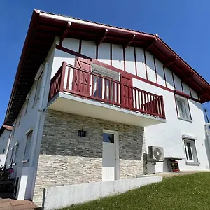 Ustaritz, 3 Pièces, 4 Personnes - Fr-1-495-7 Ustaritz